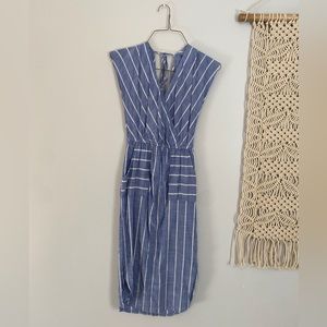 Beautiful Summer Mid-Length Dress